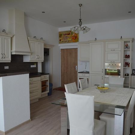 Apartman Ostry Vrsok V Starom Smokovci Lejlighed Vysoké Tatry Eksteriør billede